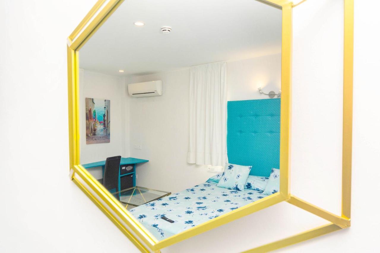 Clopy Rocamar Hotel Benidorm Bagian luar foto