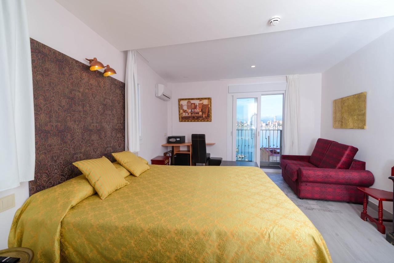 Clopy Rocamar Hotel Benidorm Bagian luar foto