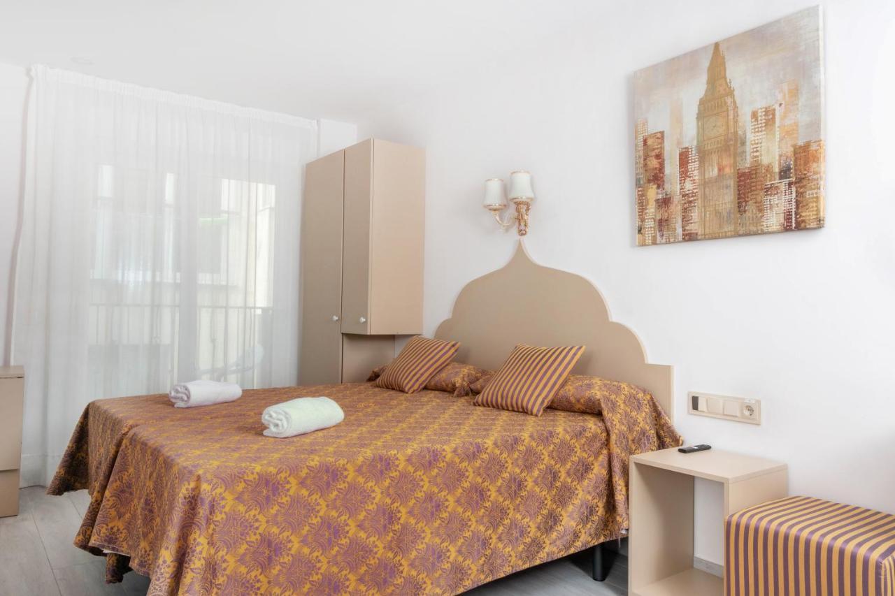 Clopy Rocamar Hotel Benidorm Bagian luar foto